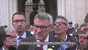 In Italia l'opposizione si scatena