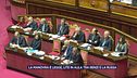 La manovra è legge, lite in aula tra Renzi e La Russa