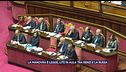 La manovra è legge, lite in aula tra Renzi e La Russa