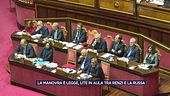La manovra è legge, lite in aula tra Renzi e La Russa