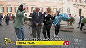 Dopo il concerto di J-Ax Zia Elly prepara un dissing indirizzato ai politici