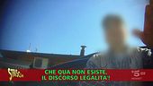 Il triste mercatino delle case comunali e il barista-affarista chiamato "Tecnocasa"