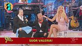 "Suor" Valeria Marini tra il convento e la ricerca di un uomo "stellare"