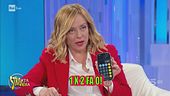 Meloni e la gaffe con la calcolatrice: «Ho fatto un casino»
