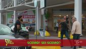 Ad Aprilia anche i "Puffi" parcheggiano male e si guadagnano le merdine di Brumotti