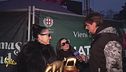 Stasera a Striscia: Paola e Chiara, escluse dal Festival di Sanremo, ricevono il loro primo Tapiro d'oro