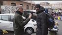 Stasera a Striscia: attimi di terrore per Jimmy Ghione e il suo cameraman, aggrediti nei pressi del mercato Esquilino di Roma