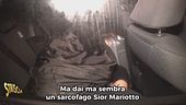 Stasera a Striscia la notizia le immagini del movimentato Tapiro d'oro a Mariotto dopo l'esito del sondaggio del tg satirico
