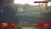 Labaro, la stazione colabrodo in cui chi paga il biglietto deve "forzare" l'ingresso!
