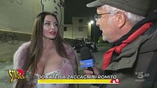 I vip fanno i selfie solo per fare rosicare i followers? Ne è convinto il nostro Enrico Lucci