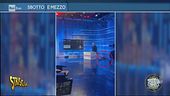 "Sbotto e mezzo": Mentana, cani e incontinenza