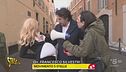 La nostra Schlein, il clone di Lady Boccia e il "parto gemellare omozigote postdatato"