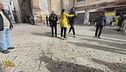 Anticipazione - Pugni e spintoni a Stefania Petyx e alla sua troupe a Palermo nei pressi del mercato di Ballarò