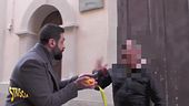 Stasera a Striscia: insultato e schiaffeggiato l'inviato Michele Macrì durante un servizio a Cetraro contro la 'ndrangheta