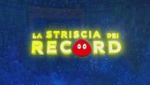 A "La Striscia dei record" scarpe, calzini e aeroplanini di carta