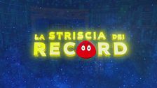 A "La Striscia dei record" scarpe, calzini e aeroplanini di carta