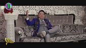 I Nuovi Mostri premiano Gianni Morandi, un "famosissimo" cantautore… romeno!