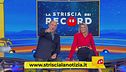 Un novello Tarzan in Veneto e un pasticciere dolcissimo in Toscana per La Striscia dei Record