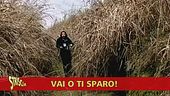 Premio "Fionda d'Autunno" a Vittorio Brumotti: le immagini dei suoi servizi sul palco del Teatro Ambra di Albenga