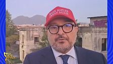 «Make Naples great again»: Sangiuliano lancia il berretto trumpiano