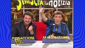 Buon compleanno a Massimo Ceccherini, il conduttore "lampo" che a Striscia che si rese protagonista di un rocambolesco siparietto con il "passero" di Del Piero e il Gabibbo