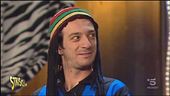 Tanti auguri a Ficarra, il conduttore dai mille… sosia!