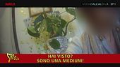 Su Maxflix la nuova serie dedicata alla medium che parla con i defunti… anche quando tali non sono