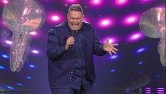 Il futuro concorrente di Io Canto Senior Alessandro Rea in "Sexbomb"