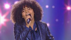 Namite Selvaggi in "Halo"