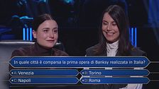Valentina chiede l'aiuto di un'amica