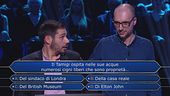 Mattia chiede l'aiuto di un suo amico