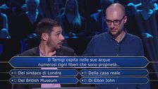 Mattia chiede l'aiuto di un suo amico