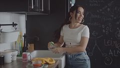 Lola - Super woman