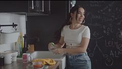 Lola - Super woman