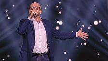 Gabriele Paolucci in "(Everything I do) I do it for you"