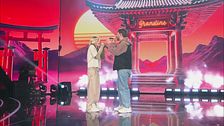Holden e Mew cantano ''Grandine''