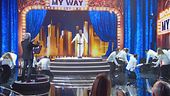 Garrison canta ''My way''