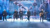 I Pooh e Alberto Urso cantano ''Uomini soli''