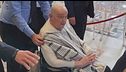 Saluti e preghiere, la sorpresa di Papa Francesco in San Pietro