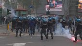 Scontri ultras-polizia nella Capitale, tredici agenti feriti