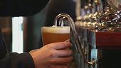 Inghilterra, tra malto e costi di gestione alle stelle chiudono i pub