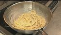 Ma quali escargots, a Parigi tutti pazzi per la pasta "au fromage et au poivre"