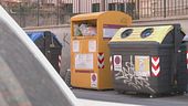 Fine del saccheggio, a Roma è stop ai cassonetti per gli abiti usati
