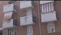 Roma, a Cinecittà censimento degli abusivi nelle palazzine in ostaggio