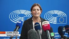 Ilaria Salis fa il bis, l'Europa non le revoca l'immunità per un solo voto