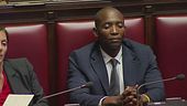 È passato dal diritto all'eleganza a quello di poter rimanere in Africa