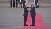 Telefonata Trump-Putin, "ci rivedremo per chiudere la guerra"