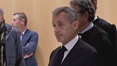 Una biografia di Gesù e "il Conte di Montecristo", Sarkozy dietro le sbarre