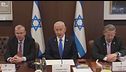 Gli ostaggi e la messa in scena di Hamas, la tregua è in pericolo