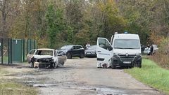 Terrore in Francia, al grido di "Allah Akbar" si lancia con l'auto sui passanti